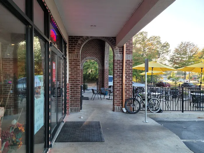 Golden Wok Express and Grill 3