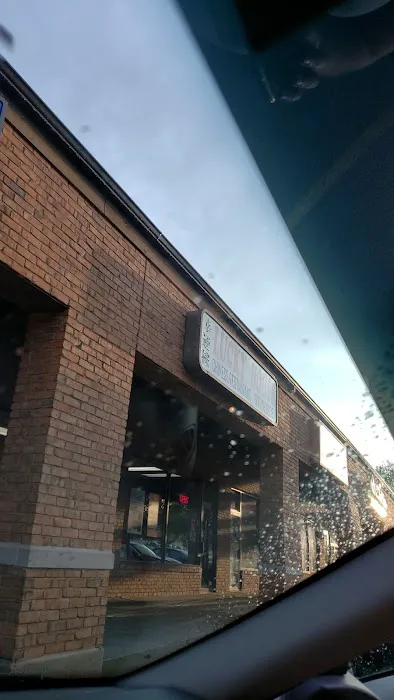 Lucky House Restaurant 4