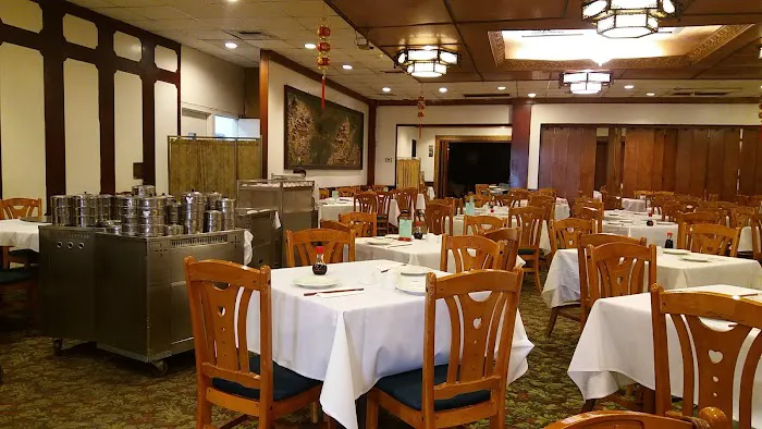 Golden Dragon Restaurant 1
