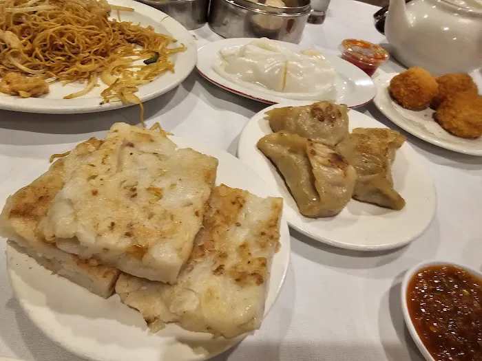 Golden Dragon Restaurant 5