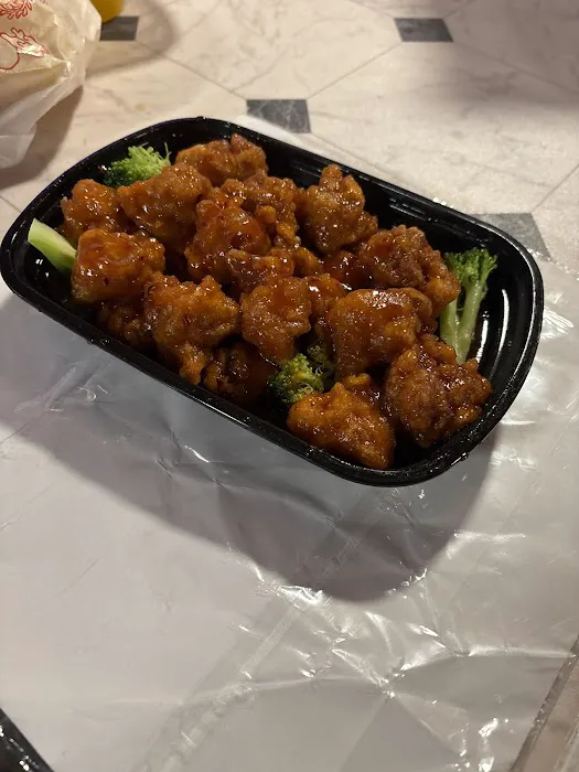 Yangs kitchen Chinese restaurant 1