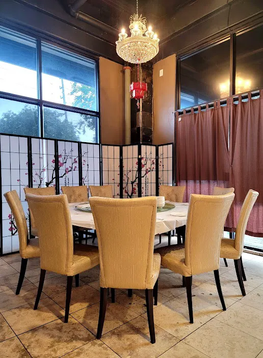 Regal Seafood House & Lounge 1