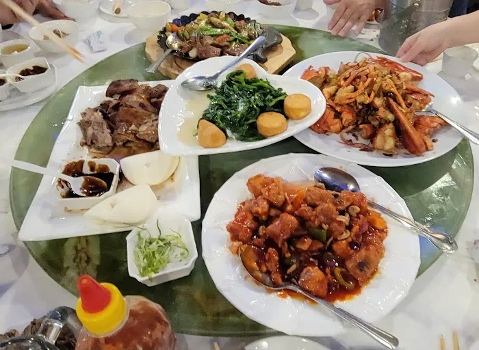 Regal Seafood House & Lounge 2