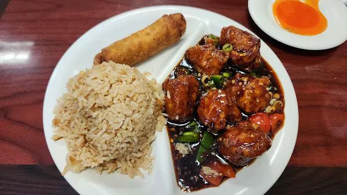 Changs Chinese Restaurant 7