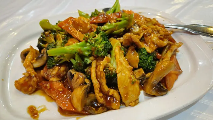 East Wall Chinese Cuisine 7