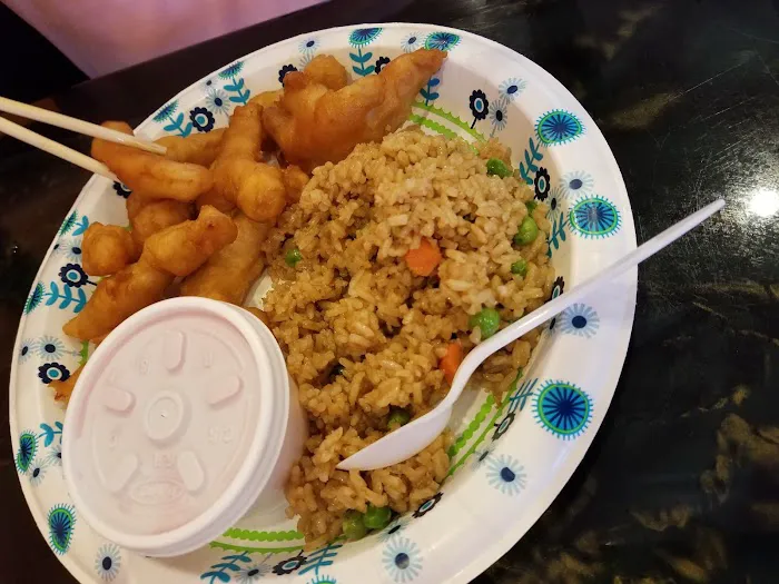 Ming Moon Restaurant 10
