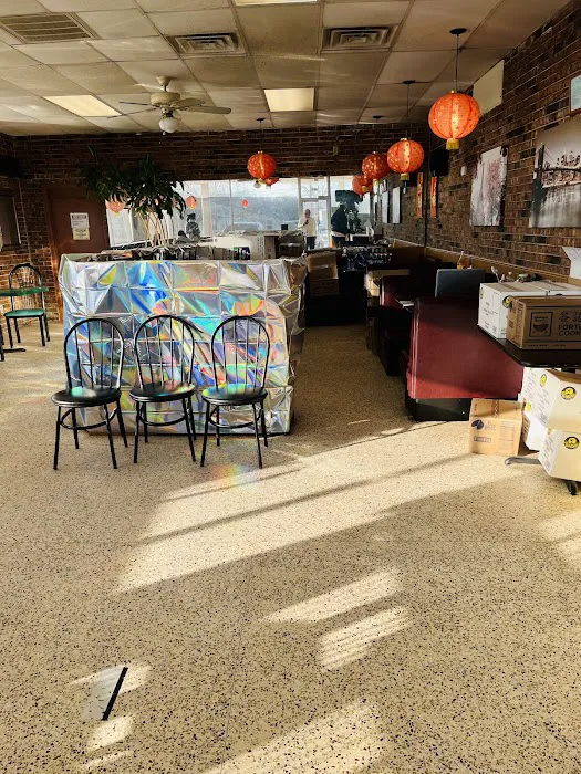 Eggroll Inn 8