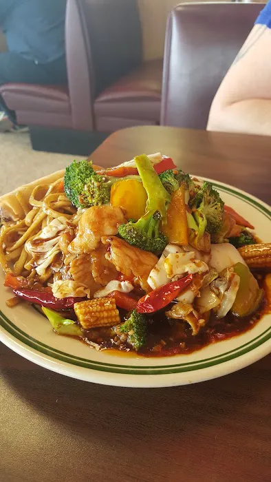 Eggroll Inn 4