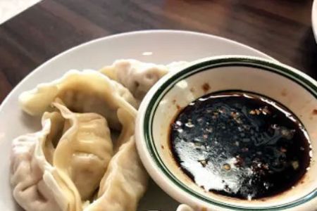 Eggroll Inn