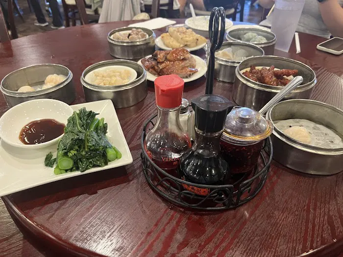 JS Chen's DimSum & BBQ 7