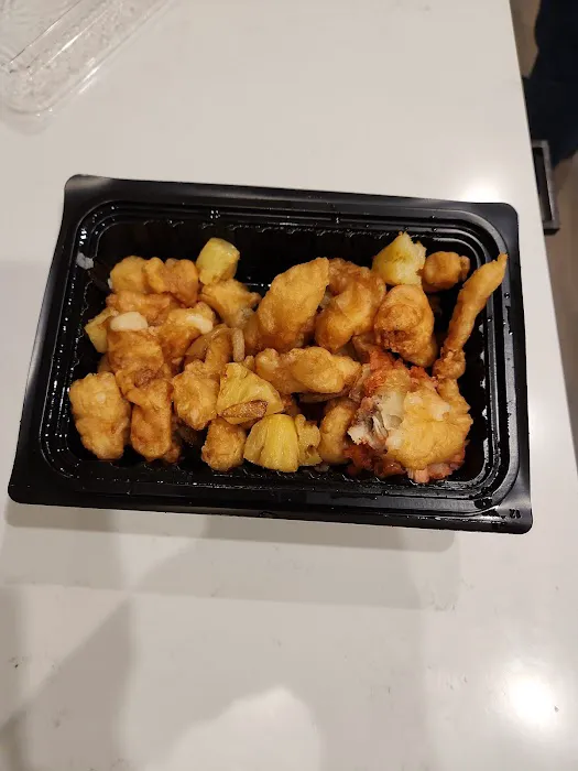 Van Chans Chinese Restaurant 6