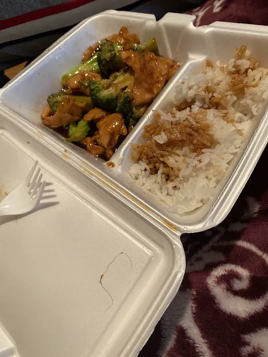 Golden Pearl Chinese Restaurant 8