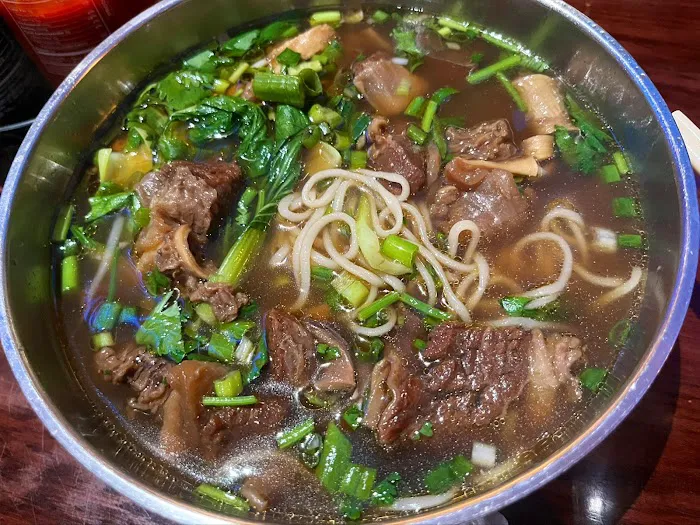Lanzhou hand-pulled noodles 2