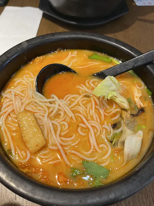 ShiMiaoDao Yunnan Rice Noodle 十秒到云南过桥米线 3