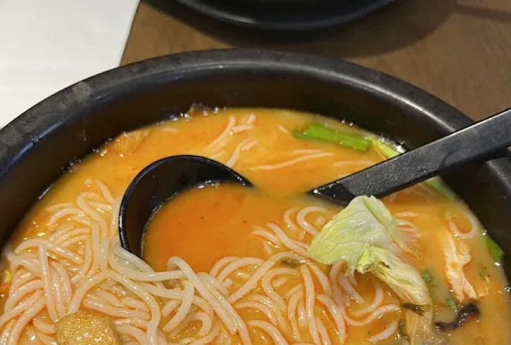 ShiMiaoDao Yunnan Rice Noodle 十秒到云南过桥米线 2