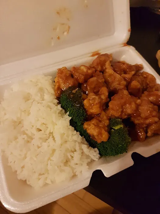 Lucky Chinese & American Food Take Out 10