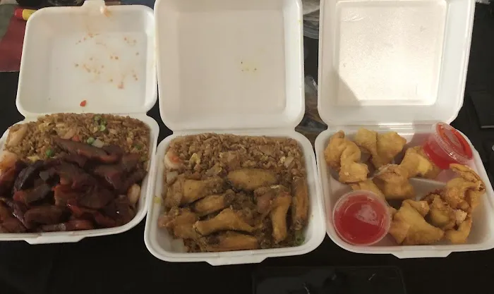 Golden Chinese Wok 1