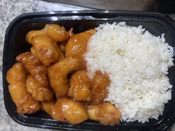 Golden Chinese Wok 8