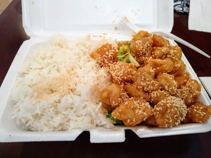 Joy Inn Chinese Restaurant 6