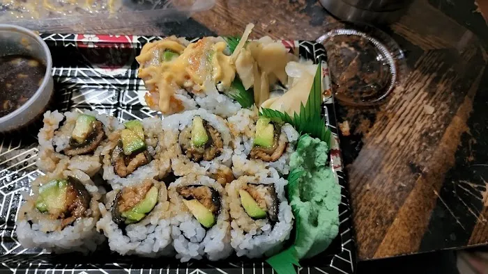 New Dumpling & Sushi House 3