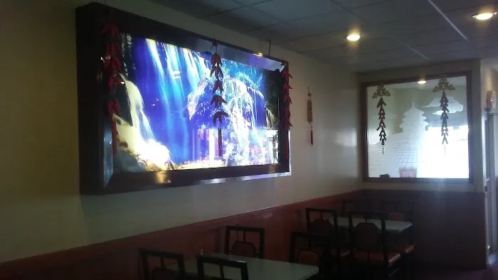 New Ling Ling Chinese Restaurant 7