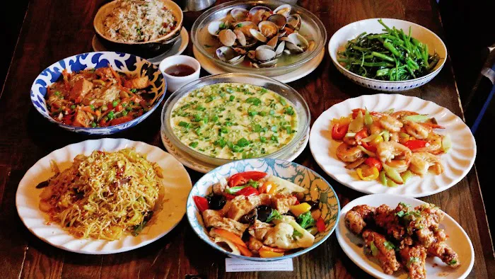Gan Bei Eatery and Bar 7