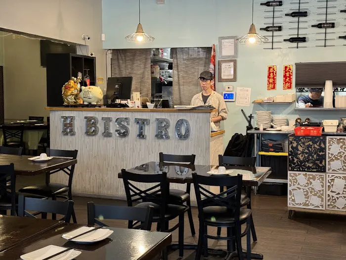H Bistro 8