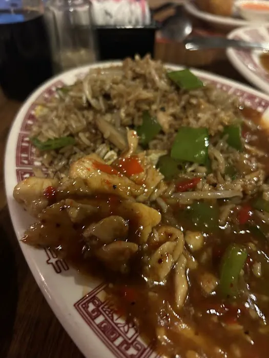 Golden Lily Chinese Restaurant 2