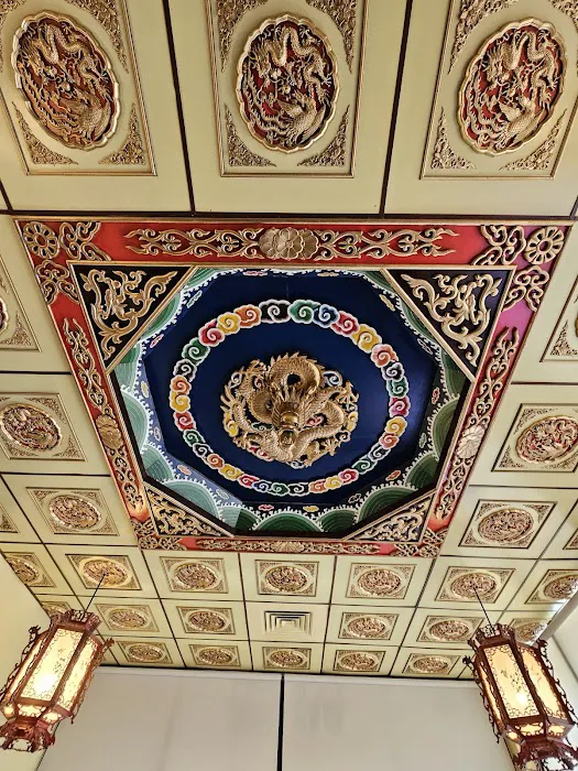 Golden Lily Chinese Restaurant 7