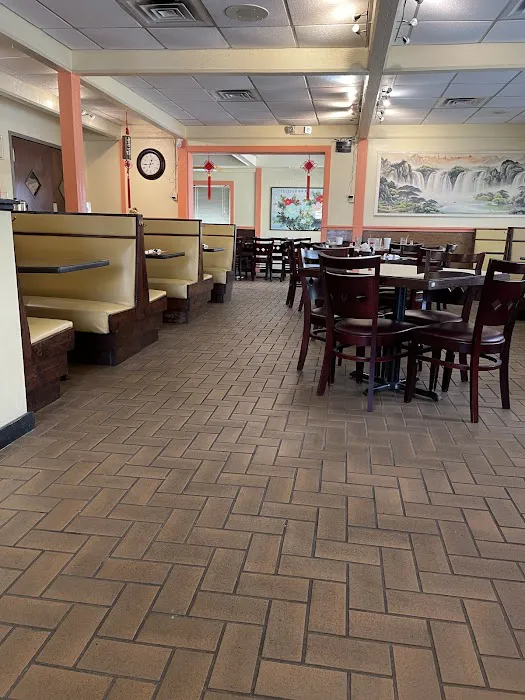BM Chen Chinese American Restaurant 9
