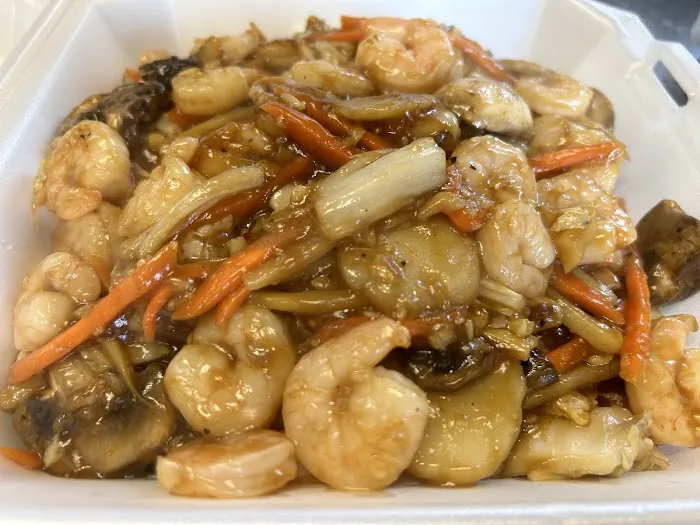 Andy's China Dragon Express - Sandusky, OH 4