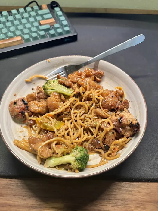 BAMBUU Asian Eatery 1