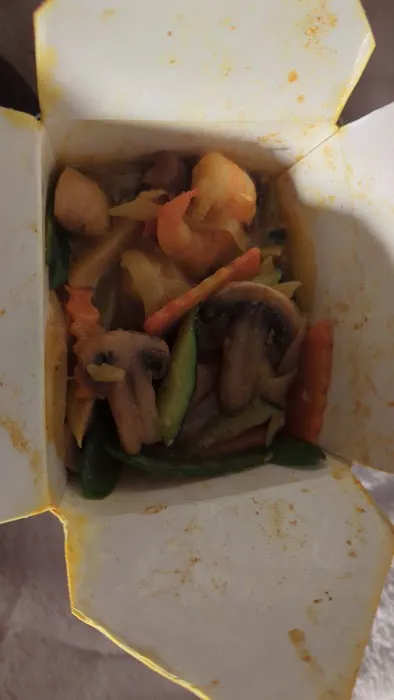 New Shanghai Chinese Restaurant 8