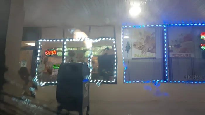 Shang Hai Chinese Restaurant 1