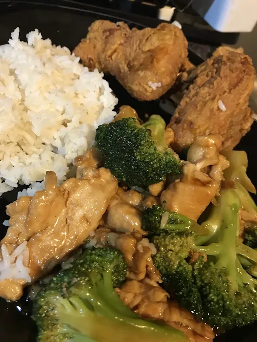 Golden Kitchen 4