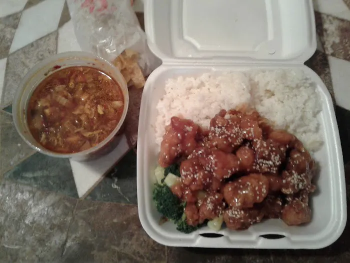 Wok Wok Kitchen 10