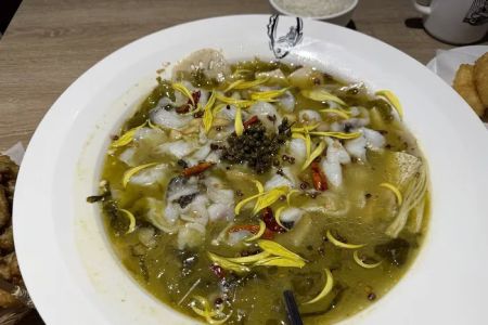 B2J Tasty Pot Allston 不二家酸菜鱼 Allston