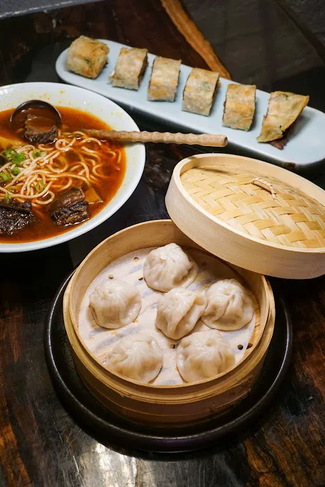 Hundred Miles Chinese Restaurant 1