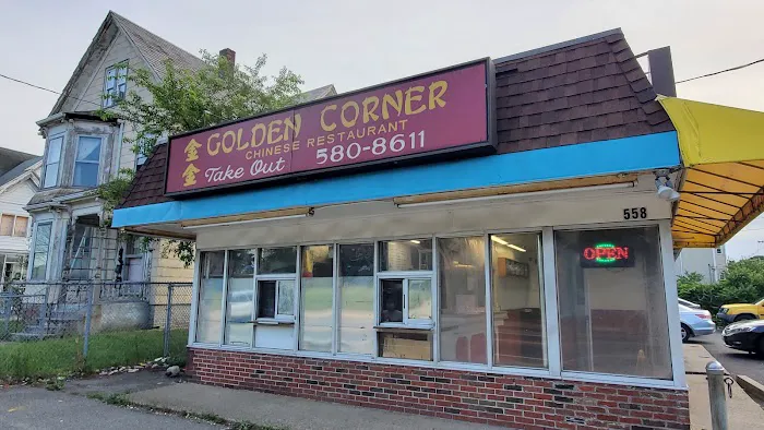 Golden Corner 4