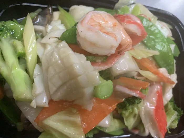 Chow n Joy 3