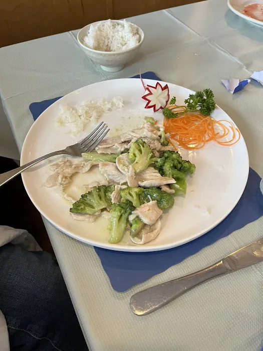 Blue Orchid Chinese Cuisine 6