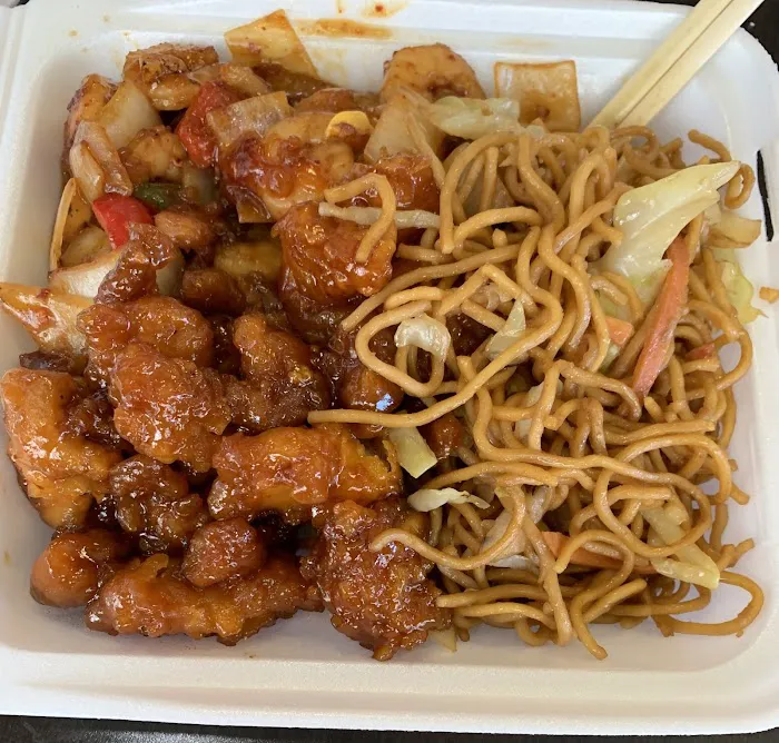 Kung Pao Wok 5