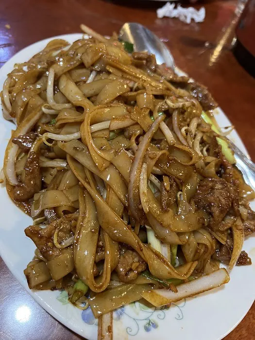 Canton Low Restaurant 8
