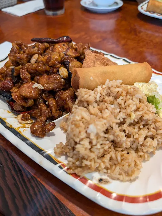 Canton Low Restaurant 6
