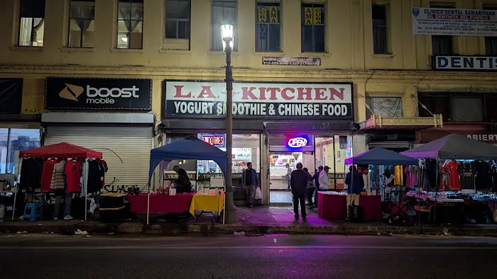 L.A. Kitchen 2
