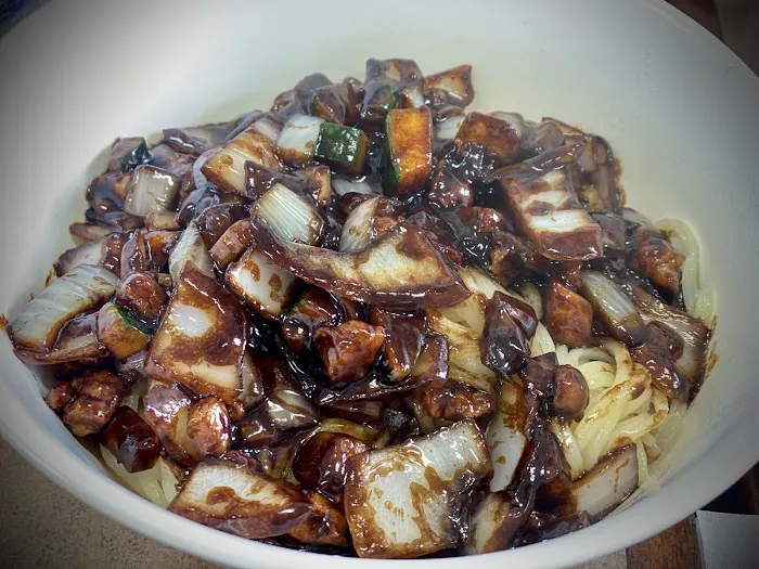 Jin's Chinese Kitchen 9