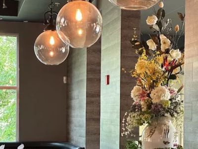 John Holly's Asian Bistro 0
