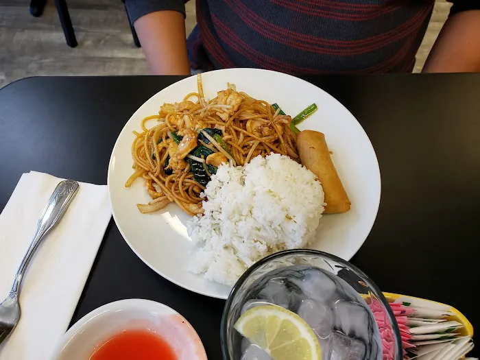 Lucky Wok 6