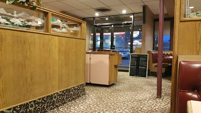 Quik Wok Restaurant 6