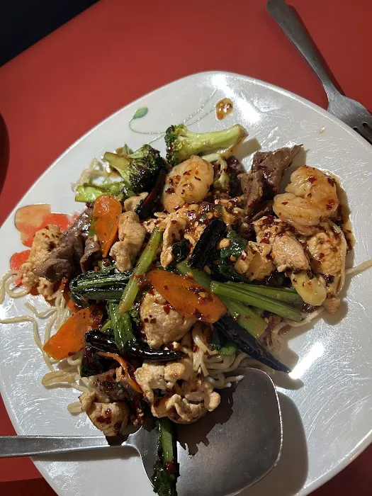 Wok-Inn Noodle 4